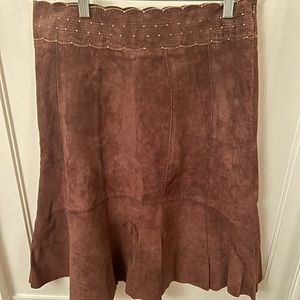 Beautiful Cabi Chocolate Brown Suede Skirt size 6